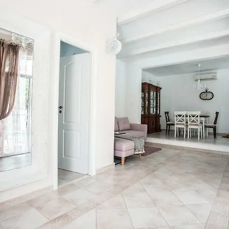 Feronia Villa *