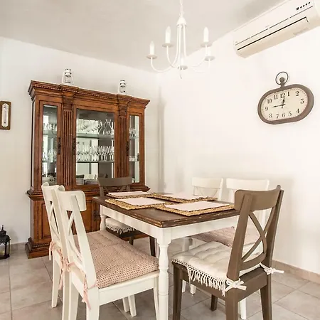 Villa Feronia *